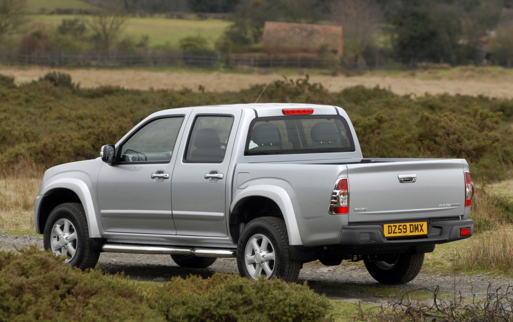 Isuzu Rodeo Denver Max Plus - Car Write UpsCar Write Ups